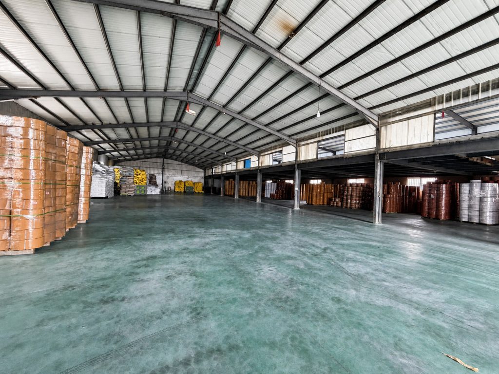 Wide view of the finished goods warehouse